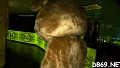 Девушки пригласили стриптизера на секс девичник